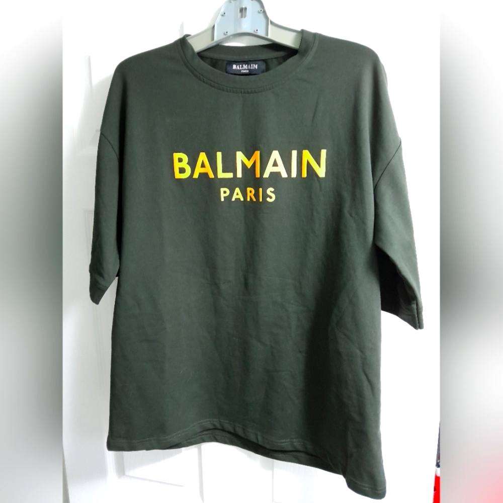 BALMAIN t-shirt. Like new!